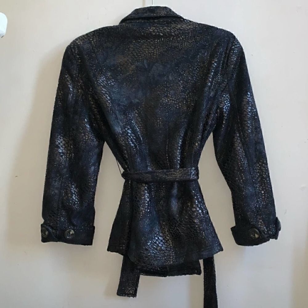 Alligator Textured Jacket Black/Navy by Multiples Size Small - Picture 4 of 7